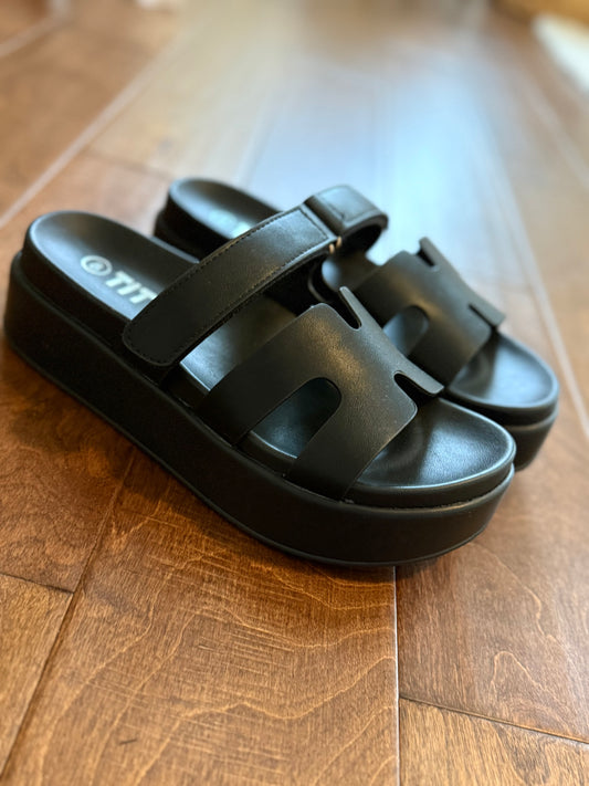 Black Platform Sandal