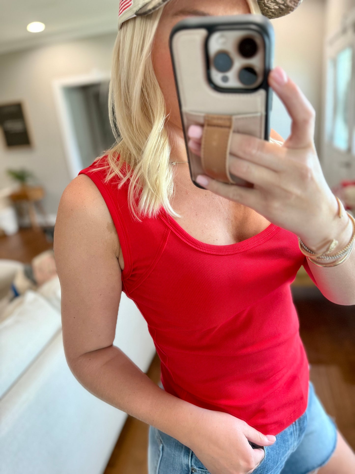 Basic Red Tank