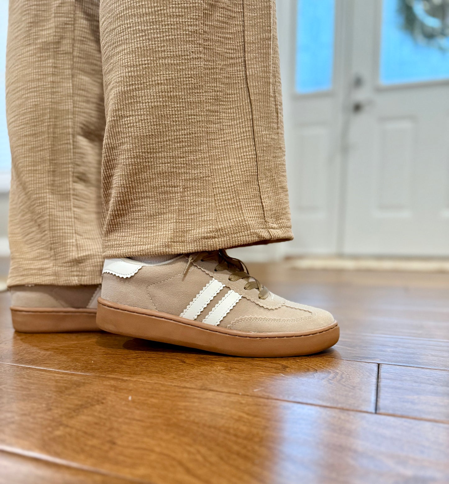 Nude Sneakers